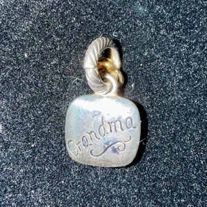 BRIGHTON GRANDMA CHARM.